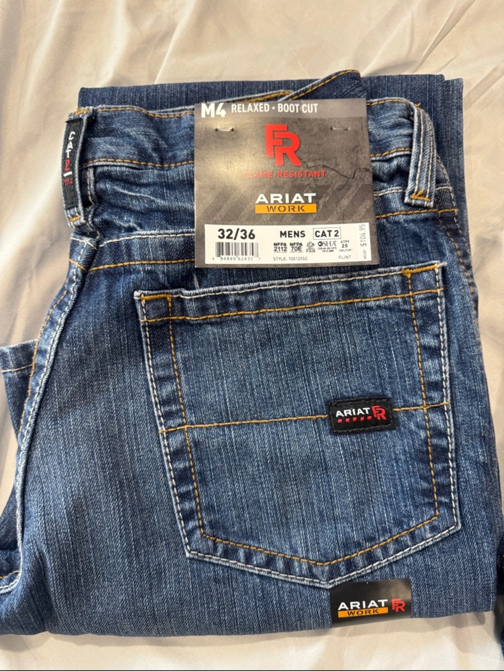 FR-Ariat Men’s Relaxed Boot Cut Jeans in Dark Blue Denim